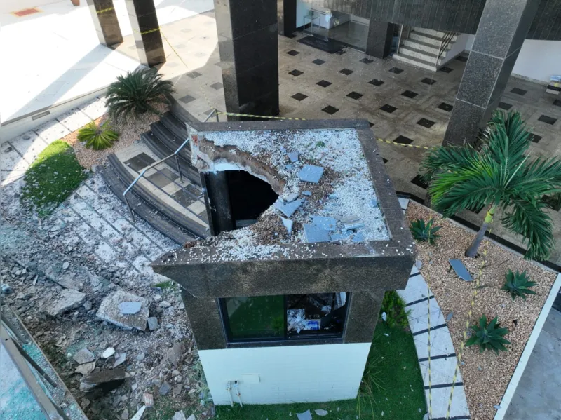 "Risco iminente de queda", diz Crea após análise em prédio de Vila Velha