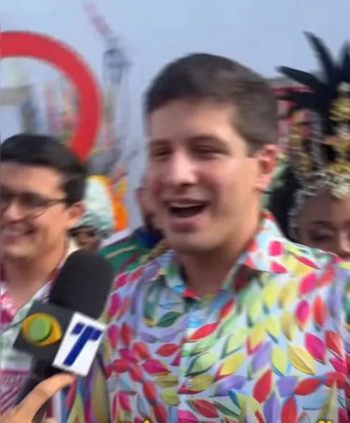 Galo da Madrugada faz desfile emocionante no sábado de Carnaval