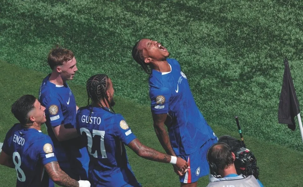 Imagem ilustrativa da imagem O mundo é azul: veja fotos da final da Copa do Mundo de Clubes