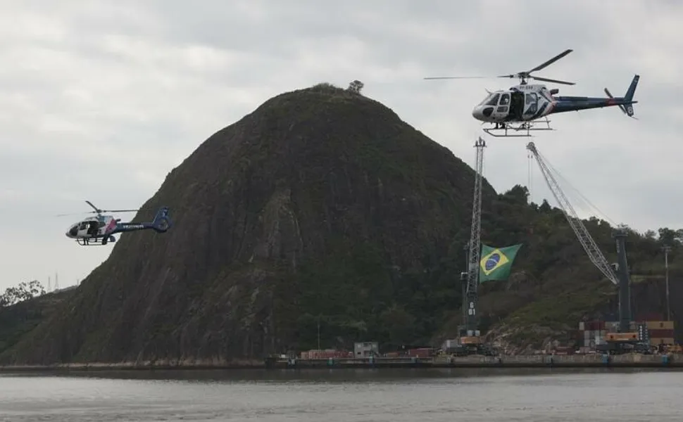 Acrobacias, simulações e helicópteros marcam o desfile de 7 de setembro