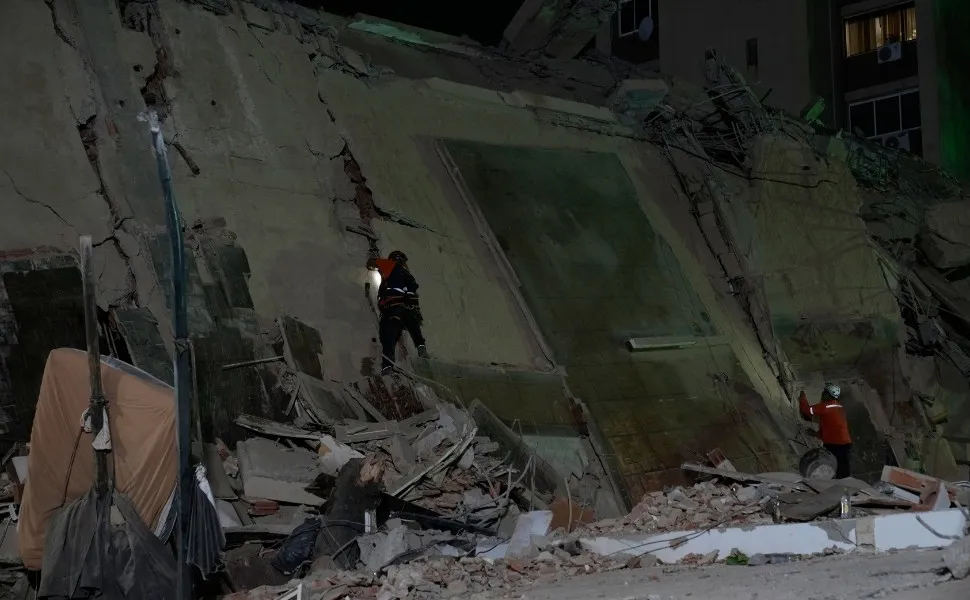 FOTOS: terremotos na Venezuela deixam mortos e destroem prédios