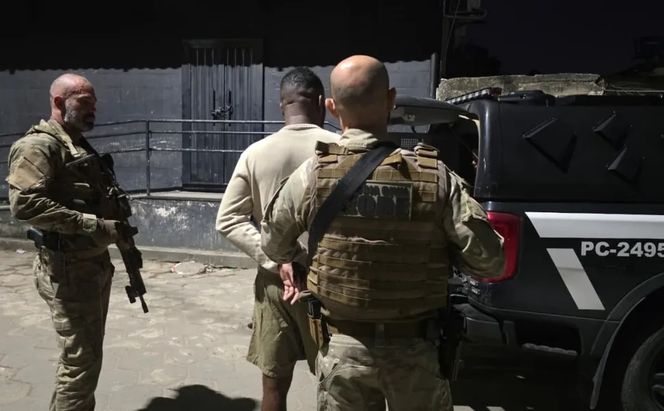 Megaoperação contra organização criminosa do tráfico de drogas prende 17