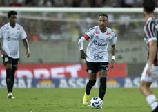 Imagem ilustrativa da imagem Neymar admite que se poupou no Santos por receio de novas lesões: ‘Medinho’