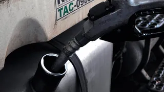 Imagem ilustrativa da imagem Petrobras anuncia nova redução no preço do diesel em R$ 0,12 por litro