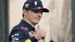 Imagem ilustrativa da imagem Verstappen evita falar sobre rumores de ida à Mercedes na F1