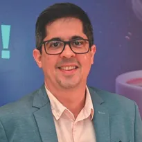 Imagem ilustrativa da imagem Cada leão com sua revolução