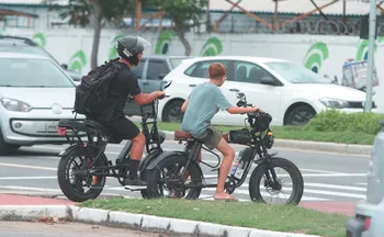 Imagem ilustrativa da imagem Cresce procura por seguro para bicicleta elétrica com aumento nos roubos
