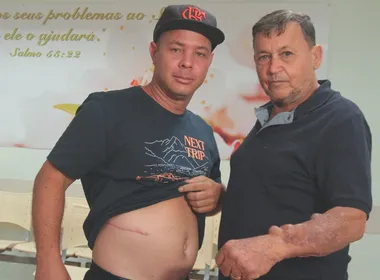 Imagem ilustrativa da imagem Filho adotivo doou rim: “Meu pai me salvou e agora retribuí”