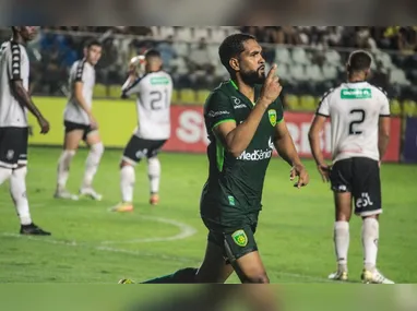 ULTRAMARATONA AQUÁTICA terá largada às 6h, em Nova Almeida