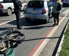 Imagem ilustrativa da imagem Acidente envolvendo moto por app deixa dois feridos e complica trânsito em Vitória