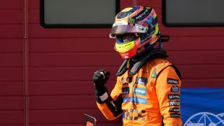 Imagem ilustrativa da imagem F1: Piastri crava pole do GP da Emília-Romanha em classificação caótica