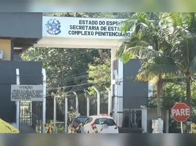 Segundo testemunhas, o motorista do veículo preto deixou o local sem prestar socorro