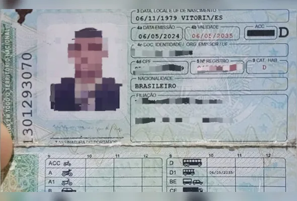 Imagem ilustrativa da imagem Motorista é detido no ES após apresentar carteira de motorista feita com cartolina