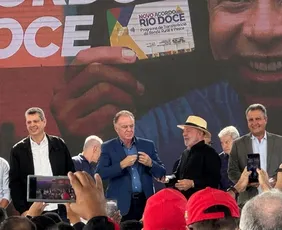Imagem ilustrativa da imagem Em Linhares, Lula anuncia programa de pagamento para vítimas da barragem de Mariana