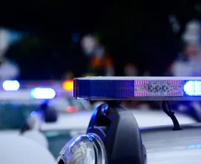 Imagem ilustrativa da imagem Motociclista morre em acidente causado por peça desprendida de caminhão em Jaguaré