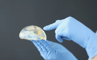 Imagem ilustrativa da imagem Anvisa proíbe importação e uso de novos lotes de prótese de silicone chinesa