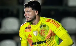 Imagem ilustrativa da imagem Goleiro capixaba do Flamengo é convocado para a seleção brasileira Sub-20