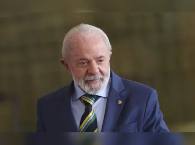 Após sinal de Trump, Lula fala em abertura ao diálogo, mas diz trabalhar em resposta