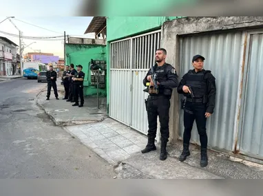 Os dois homens teriam entrado na confusão para tentar separar as agressões
