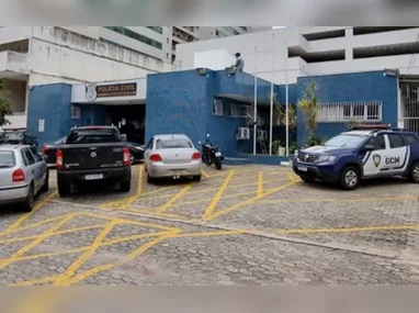 Imagem ilustrativa da imagem Homem é preso suspeito de beijar e assediar menina de cinco anos na Serra