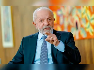 Imagem ilustrativa da imagem Lula convoca ministros para reunião de emergência após tarifaço de Trump