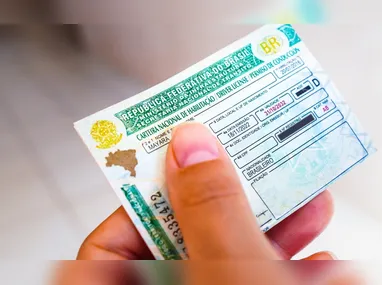 Câmeras
 do Cerco Inteligente  
do Detran ajudam a identificar irregularidades no trânsito
