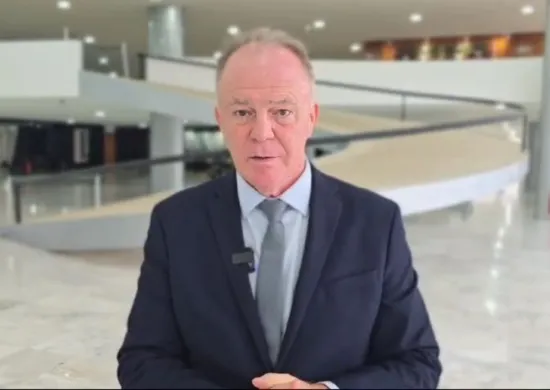 Imagem ilustrativa da imagem Casagrande anuncia criação de batalhões da Polícia Militar e Bombeiros no ES