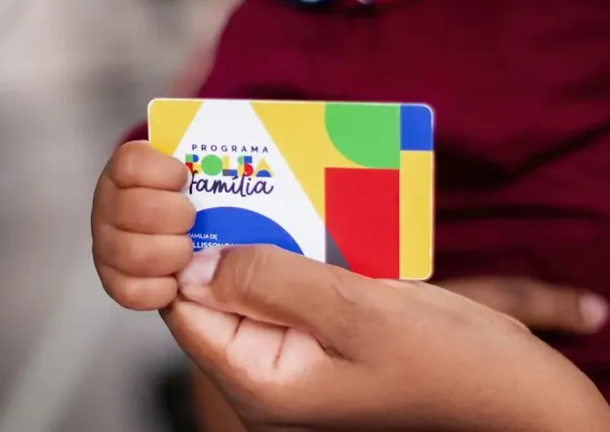 Imagem ilustrativa da imagem Beneficiários com NIS de final 8 recebem Bolsa Família de setembro