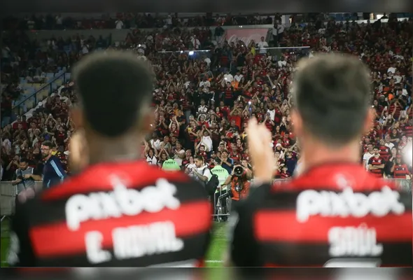 Flamengo segue na liderança, acompan