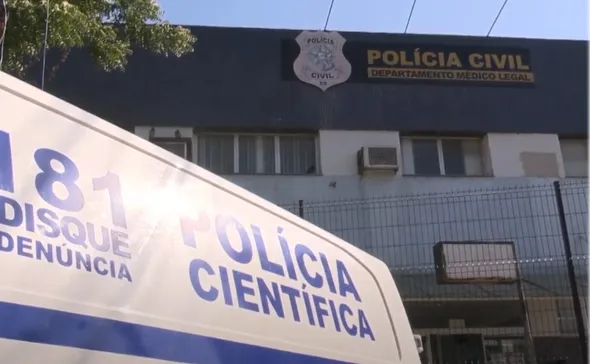 Imagem ilustrativa da imagem Corpo de jovem é encontrado seminu no quintal de uma residência em Vitória