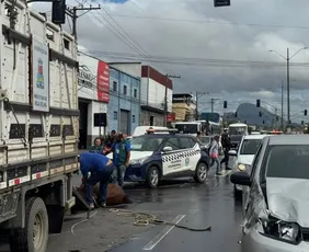 Imagem ilustrativa da imagem Acidente envolvendo cavalo e carro complica trânsito em Vila Velha