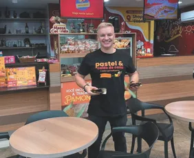 Imagem ilustrativa da imagem Até pastel de chocolate com doce de jaca em festival de Ibiraçu