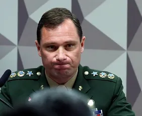 Imagem ilustrativa da imagem Moraes determina cumprimento de pena de Cid e retirada de tornozeleira