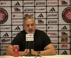Imagem ilustrativa da imagem Diretor do Flamengo é denunciado pelo STJD por sugerir benefício ao Palmeiras