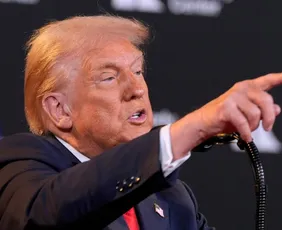 Imagem ilustrativa da imagem Trump orienta embaixadas a negar visto por obesidade ou doenças crônicas