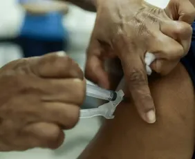 Imagem ilustrativa da imagem Saúde e bem estar: vacina dá mais segurança ao paciente contra alergias