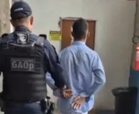Imagem ilustrativa da imagem Homem é preso por suspeita de importunação sexual em ônibus