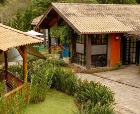 Imagem ilustrativa da imagem Javé compra e amplia pousada em Pedra Azul