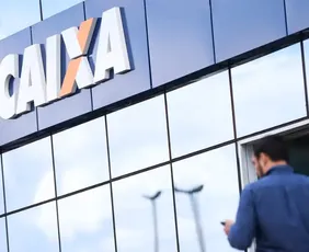 Imagem ilustrativa da imagem Concurso da Caixa: saiba como concorrer a vagas com salários de até R$ 16.495