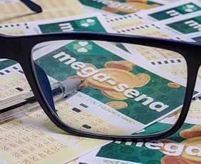 Imagem ilustrativa da imagem Mega-Sena sorteia prêmio acumulado em R$ 115 milhões nesta terça-feira