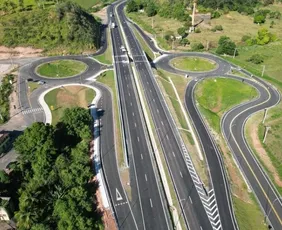 Imagem ilustrativa da imagem Novos trechos de duplicação na BR-101 são inaugurados nesta terça-feira
