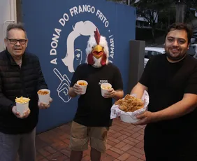 Imagem ilustrativa da imagem Professor abre “franguinho” e supera paulistas e cariocas