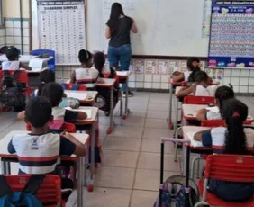 Imagem ilustrativa da imagem Professores de Vila Velha terão reajuste salarial de até 48%; veja novos valores