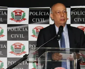 Imagem ilustrativa da imagem Ruy Fontes, ex-delegado-geral da Polícia Civil de SP, é assassinado na Praia Grande
