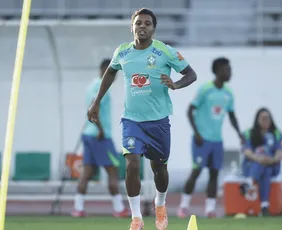 Imagem ilustrativa da imagem Ataque da seleção brasileira terá teste para 'galáticos' em amistoso desta sexta