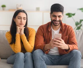 Imagem ilustrativa da imagem Traição virtual e ciúme na internet entre os principais motivos de divórcio