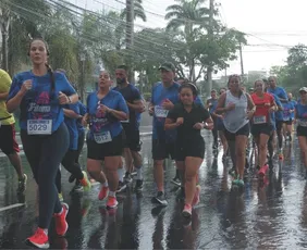 Imagem ilustrativa da imagem Tribuna Ruas da Cidade: corrida inspira saúde e celebração