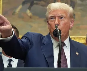 Imagem ilustrativa da imagem Trump promete pagar eleitores caso republicanos obtenham maioria no Congresso