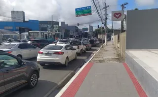 Imagem ilustrativa da imagem Acidente na Terceira Ponte complica o trânsito em Vila Velha