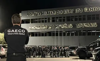 Imagem ilustrativa da imagem Advogada é alvo de operação contra facção envolvida em ataques em Vila Velha